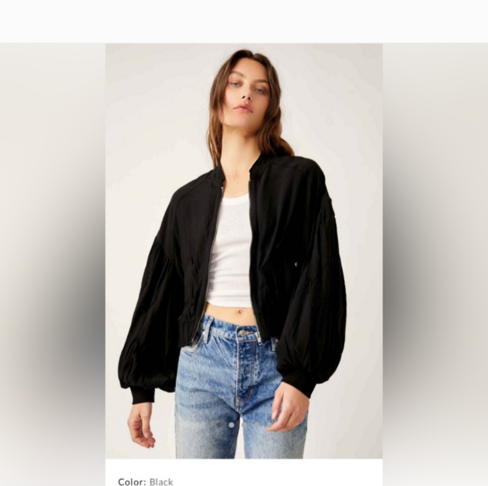 EUC: FREE PEOPLE, "RENT THE RUNWAY" ON POINTE BLACK BOMBER JACKET!